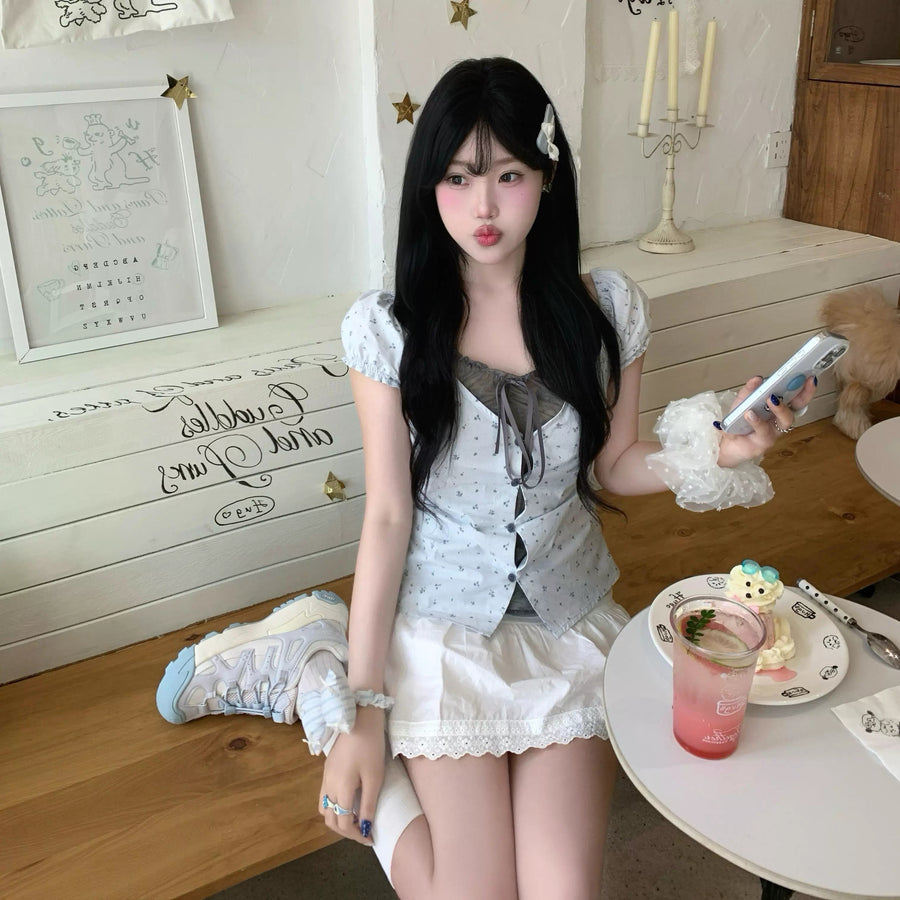 ブルーフラワードロストトップス